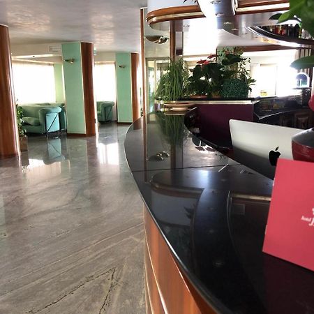 Hotel Flamingo Rimini Kültér fotó