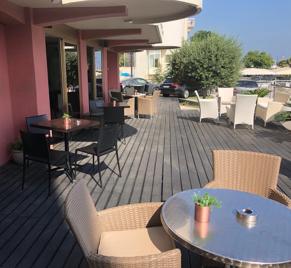 Hotel Flamingo Rimini Kültér fotó