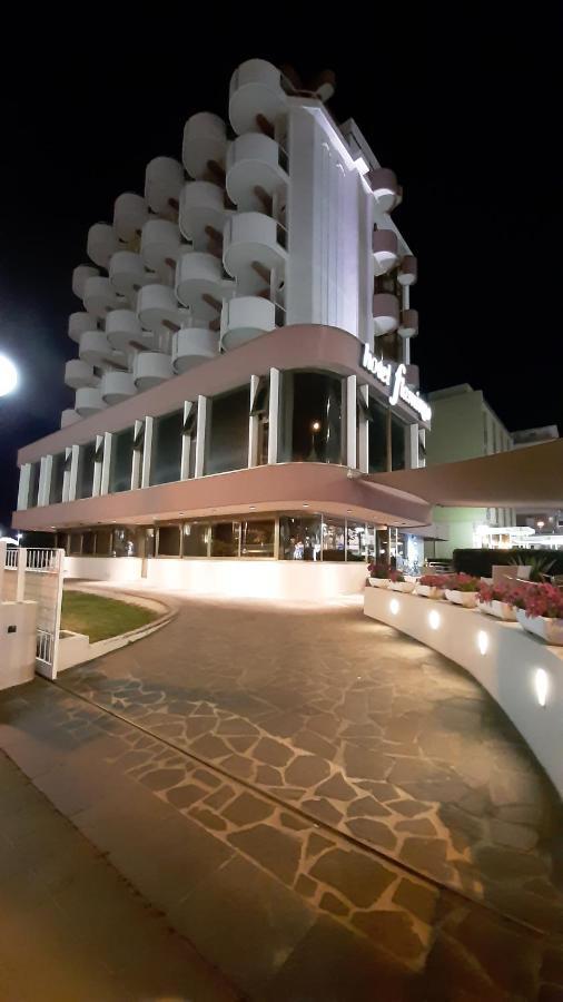 Hotel Flamingo Rimini Kültér fotó